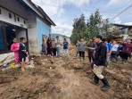Temui Pengungsi Korban Banjir Bandang di Solok, Wapres Pastikan Keselamatan dan Kebutuhan Warga Terpenuhi