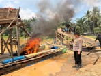 Polres Kuansing Tertibkan 20 Rakit PETI di Empat Lokasi, Seluruhnya Dimusnahkan
