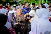 Bupati Kasmarni Tinjau MPLS SMPN 1 Mandau, Tekankan Pelaksanaan Ramah dan Penuh Motivasi