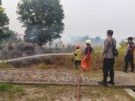 Respon Cepat 110, Polresta Tanjungpinang Terima Laporan Kebakaran Lahan di Belakang Rusunawa Dompak