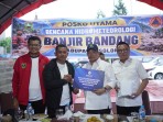 Bupati Solok Terima Kunjungan Ketua Umum APKASI, Salurkan Bantuan Kepedulian bagi Masyarakat Terdampak Banjir Bandang Arosuka